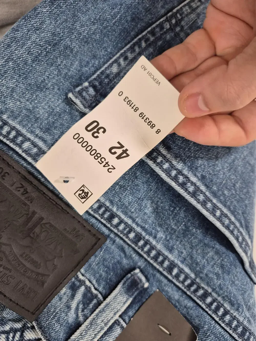 Levis 541 Athletic Taper Jeans Mens 42x30 Blue Stonewash Stretch Denim NWT